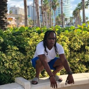 Meet your Posher, Eric